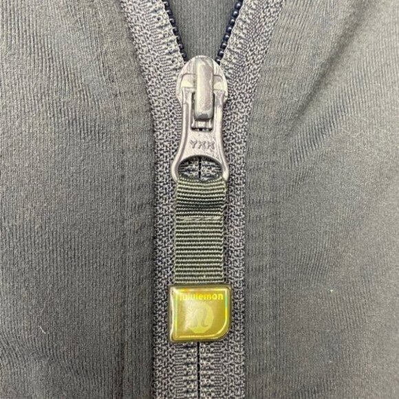 Lululemon Mens Grey  Zip Up Jacket - Picture 5 of 13